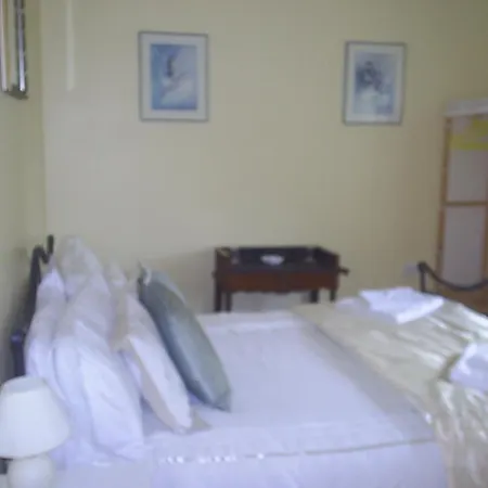 D'hote Honey Orchard Farm Bed & Breakfast *